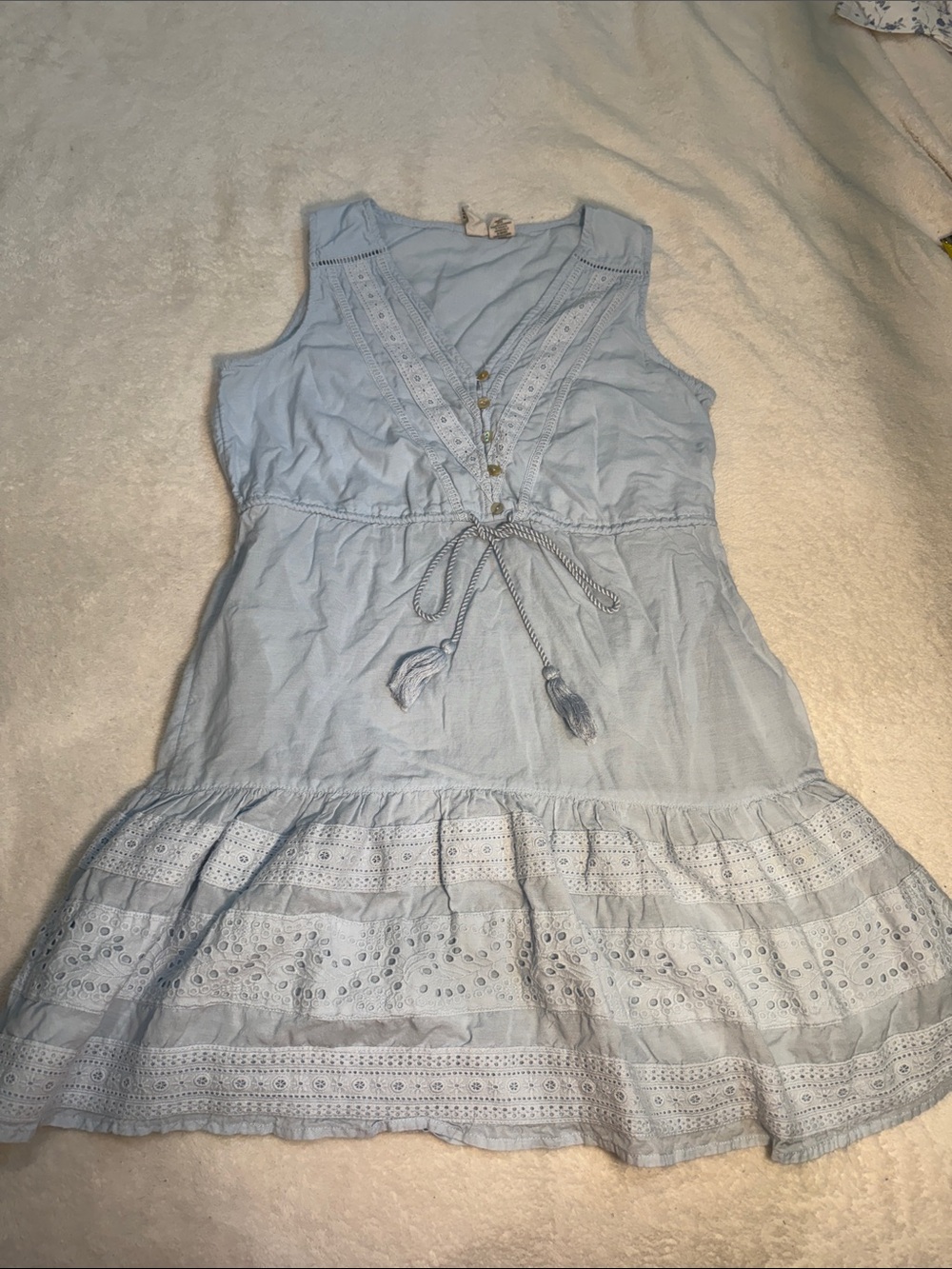 Joie light blue lined cotton dress w/drawstring waist and eyelet trim. S.